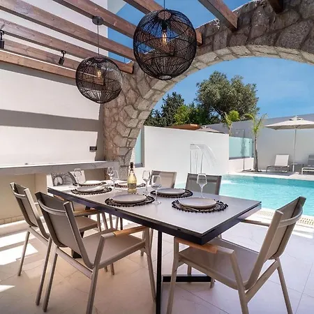Kallithea Luxury -hera- Villa *