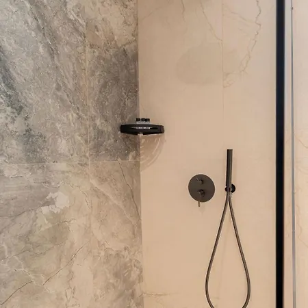 Kallithea Luxury -hera-